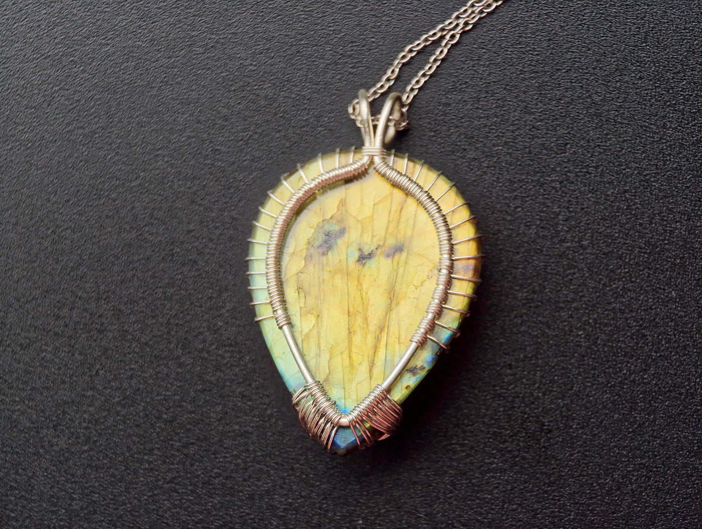 Tree pendant with a labradorite gemstone