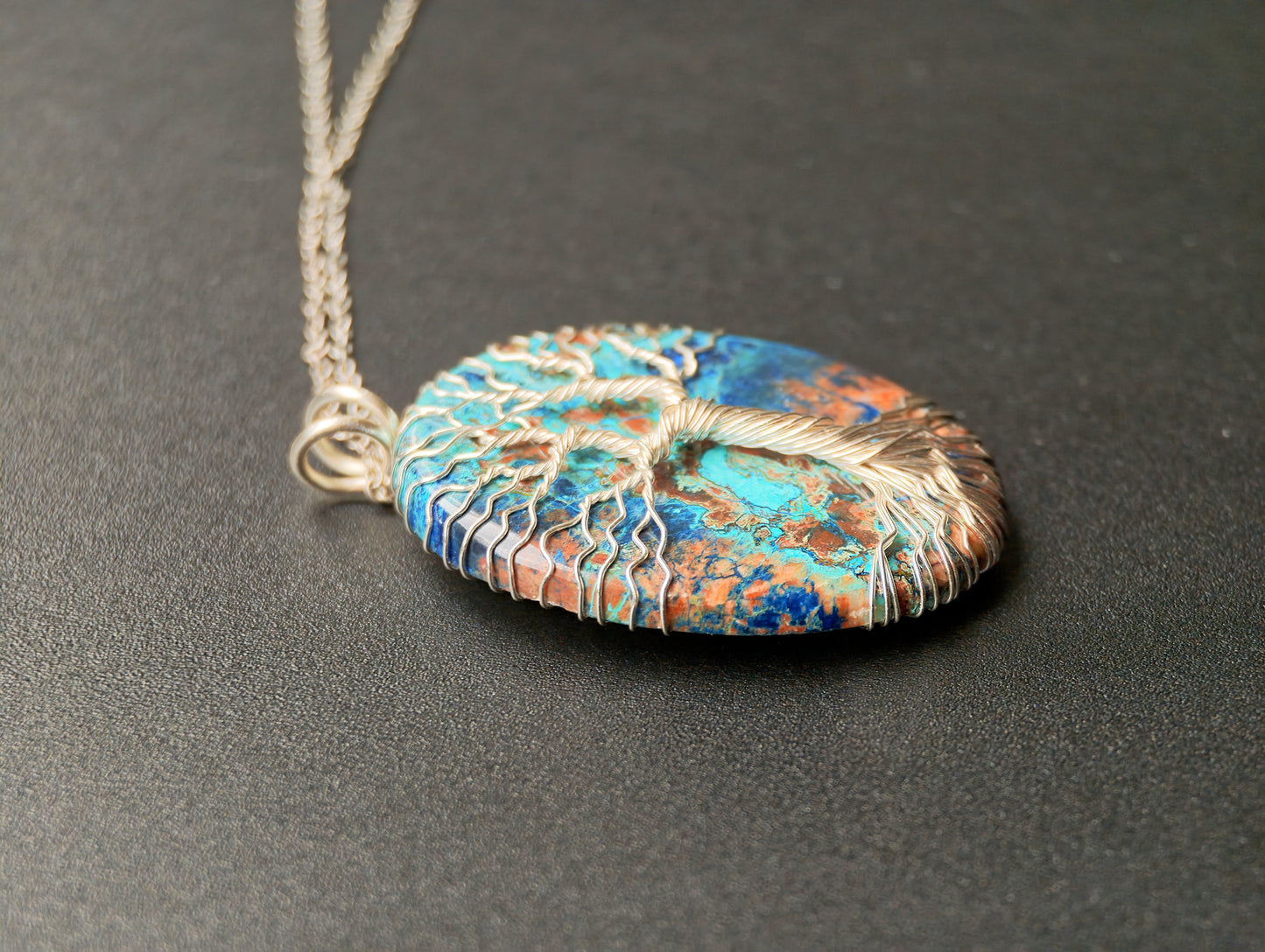 Tree pendant with a shattuckite gemstone