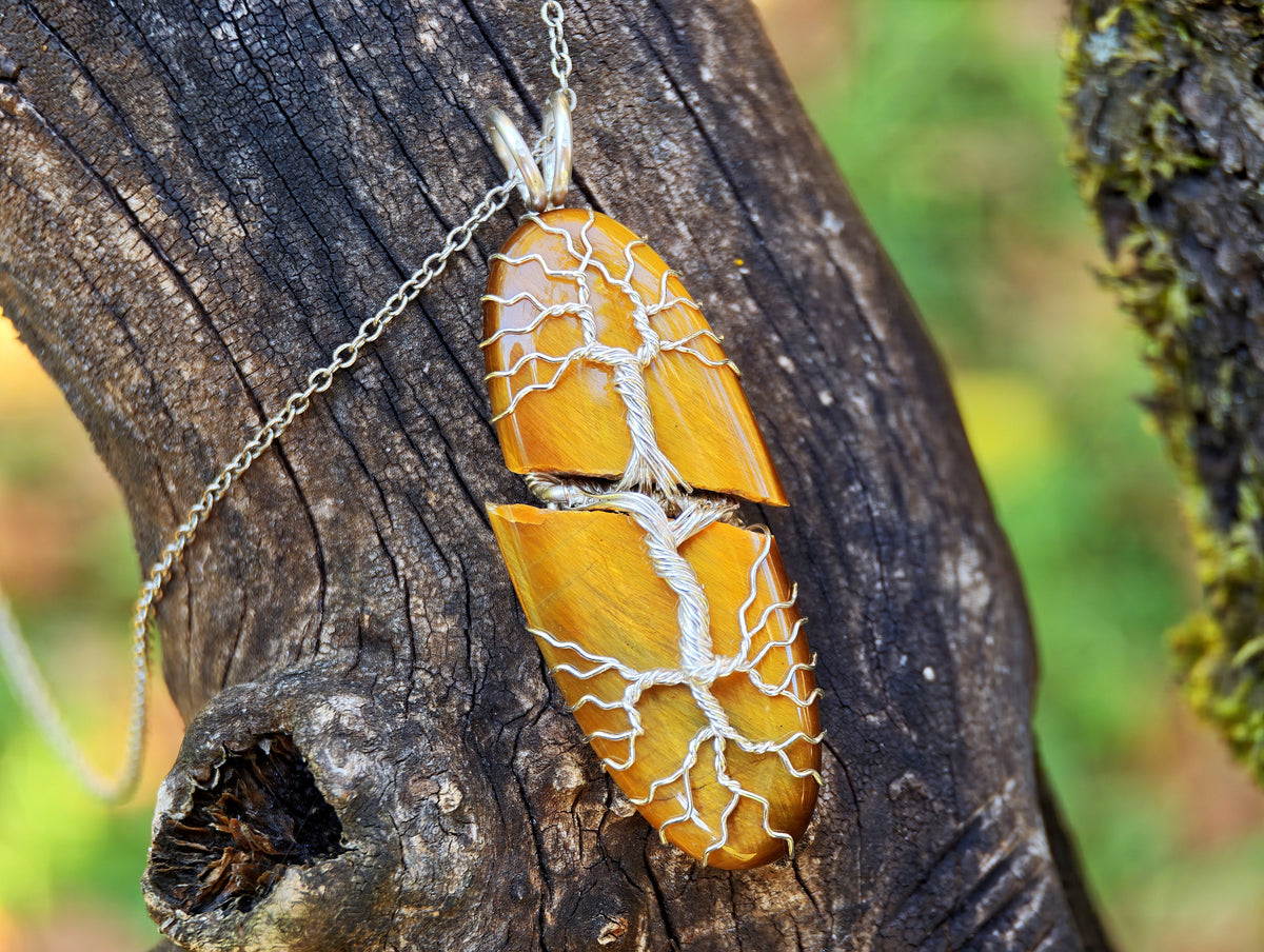 Tree pendant with a broken tiger's eye gemstone