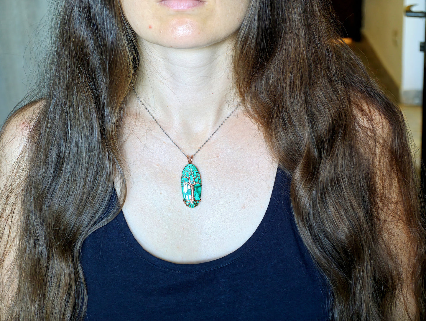 Tree pendant with a malachite gemstone