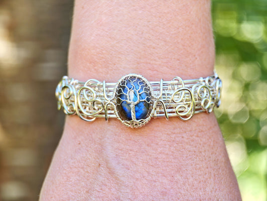 Cuff tree bracelet with a labradorite gemstone