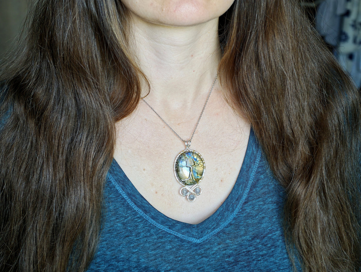 Fantasy inspired pendant with a labradorite gemstones: The Two Trees