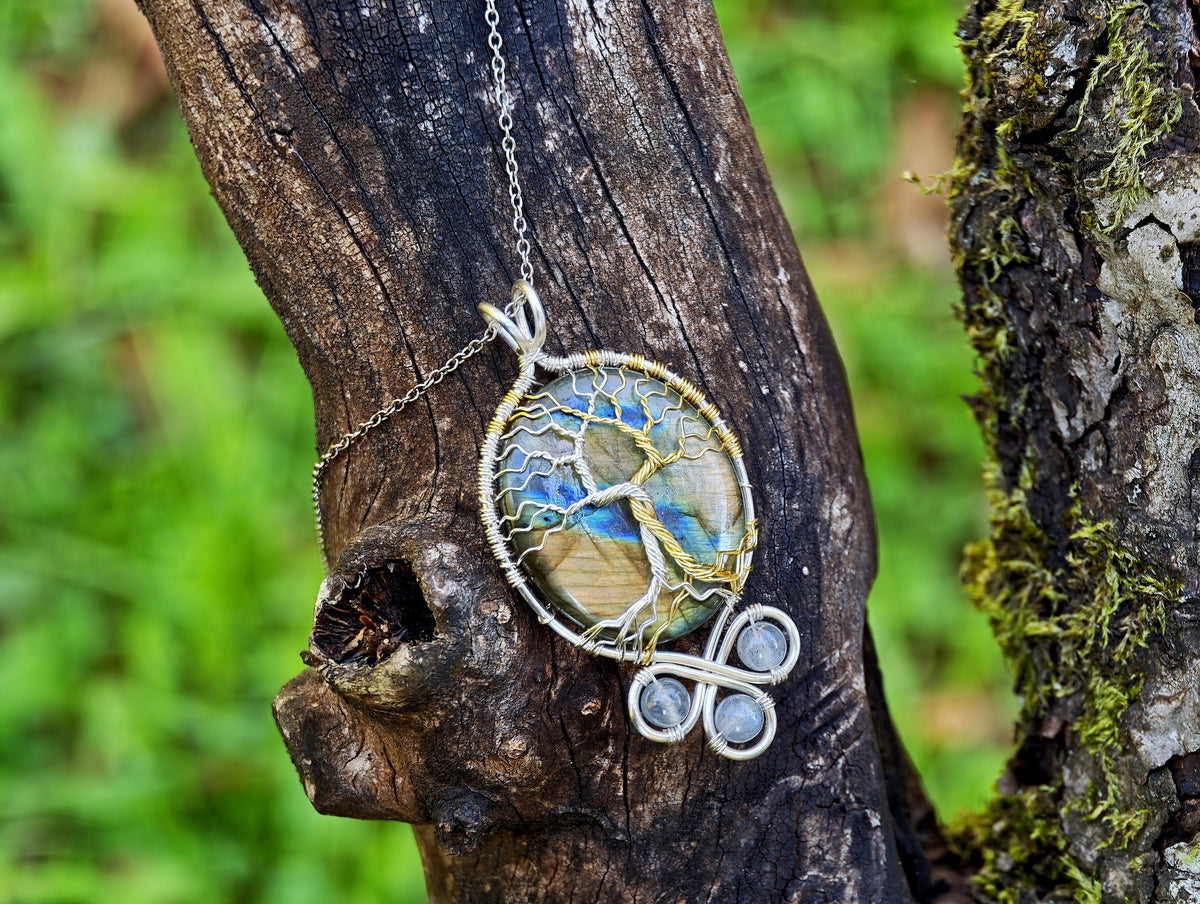 Fantasy inspired pendant with a labradorite gemstones: The Two Trees
