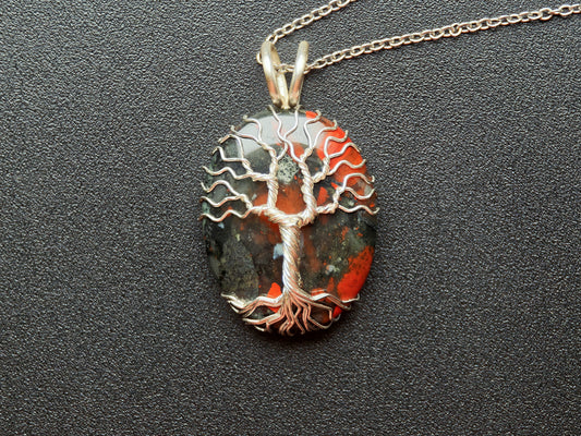Tree pendant with a bloodstone gemstone