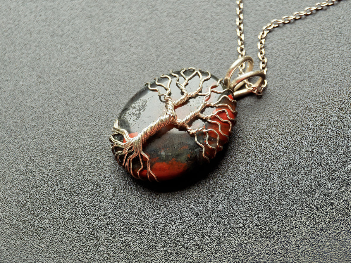 Tree pendant with a bloodstone gemstone