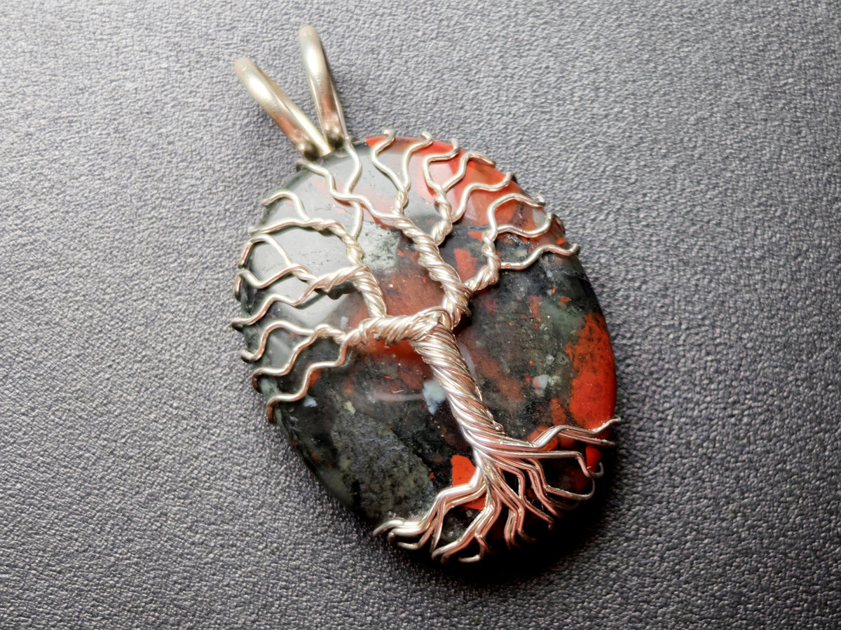 Tree pendant with a bloodstone gemstone