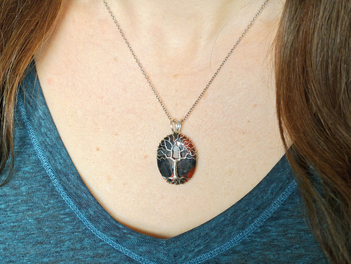 Tree pendant with a bloodstone gemstone