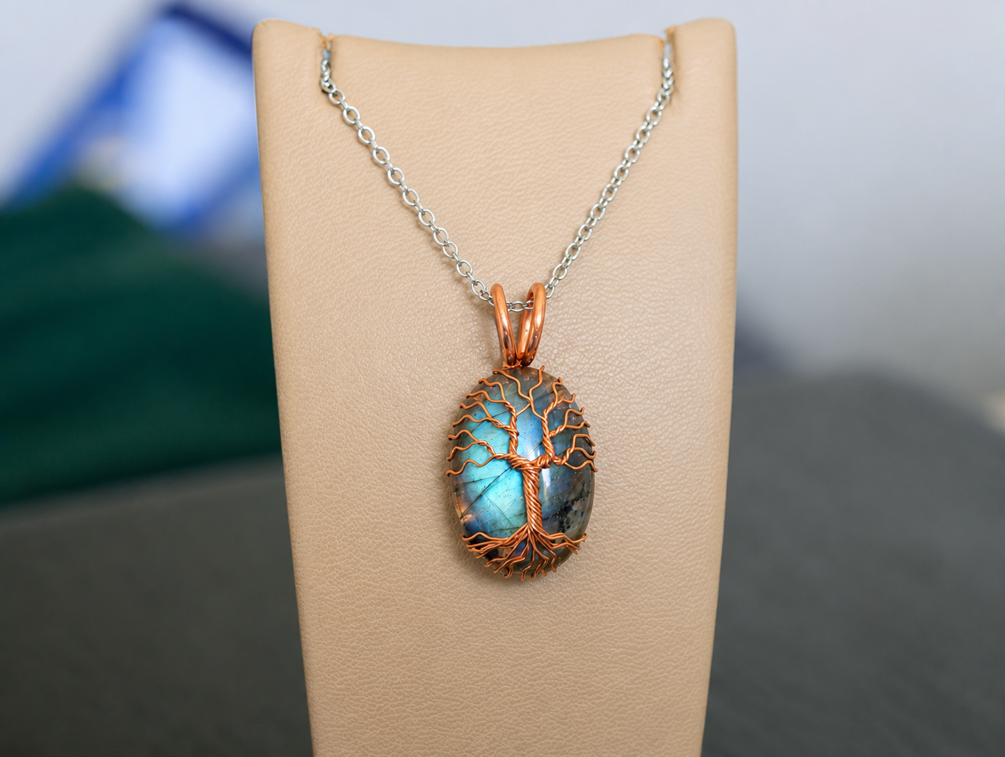 Tree pendant with a labradorite gemstone