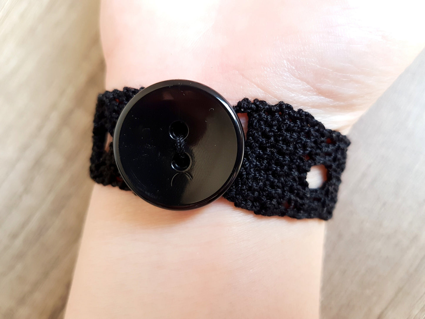 Crochet tree bracelet