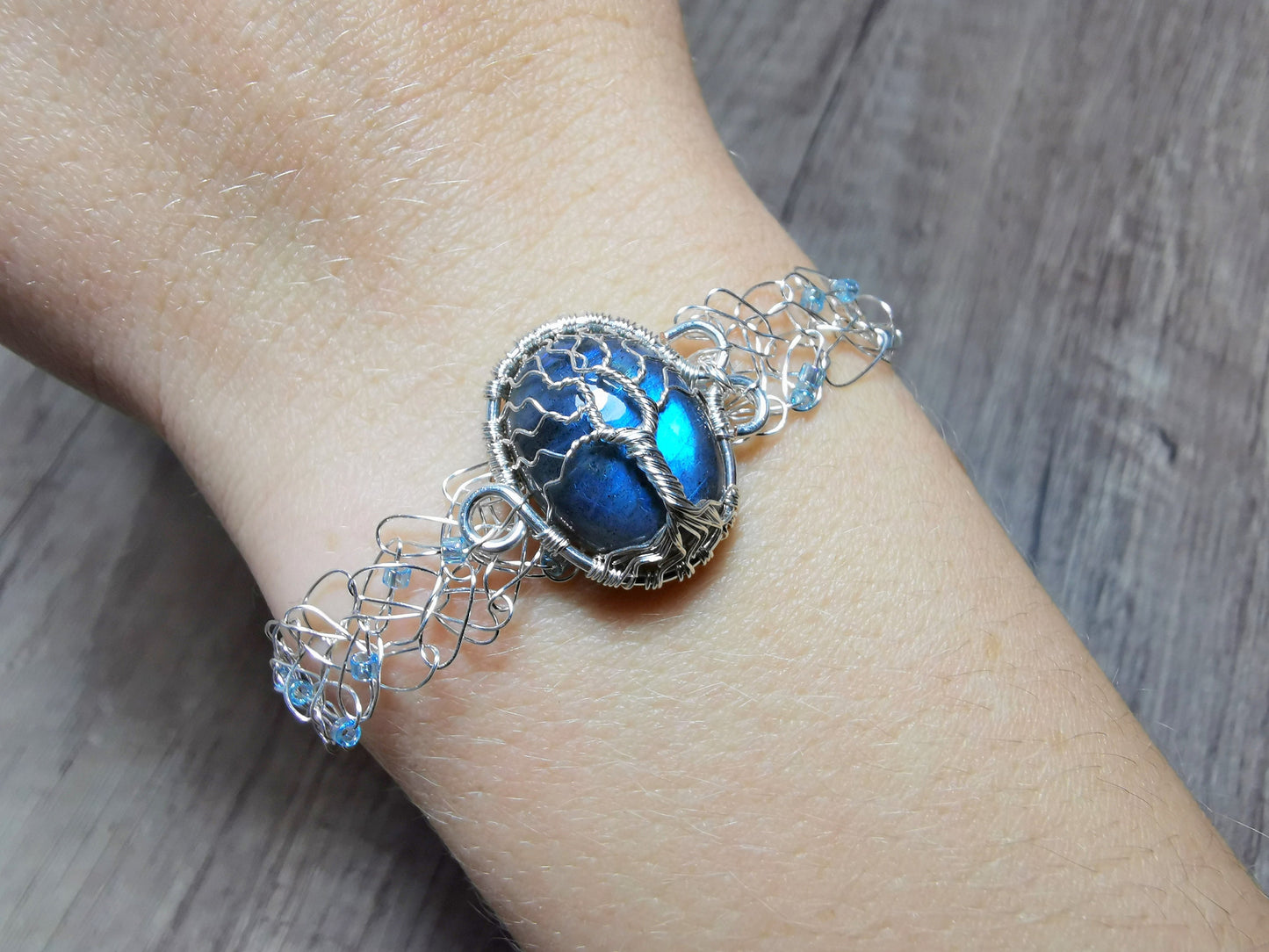 Wire crochet tree bracelet with a labradorite gemstone