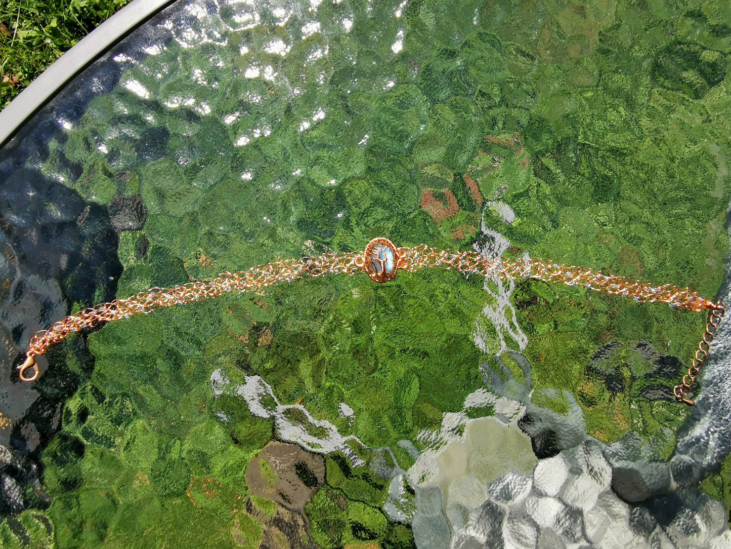 Wire crochet choker with a labradorite gemstone