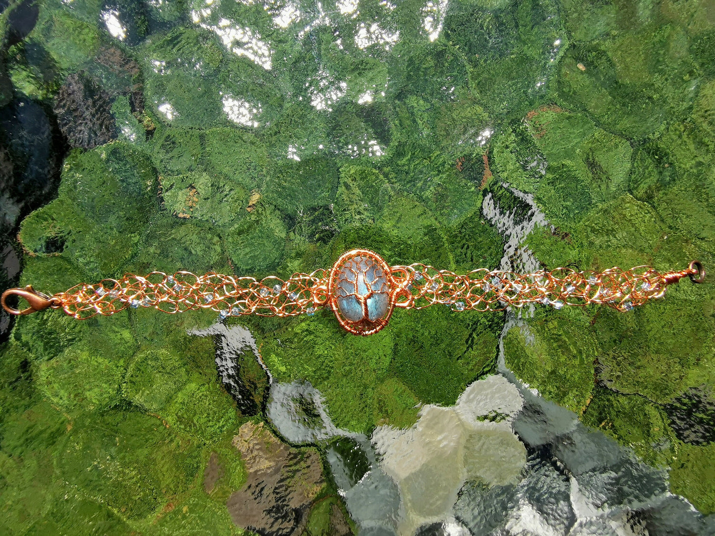 Wire crochet tree bracelet with a labradorite gemstone
