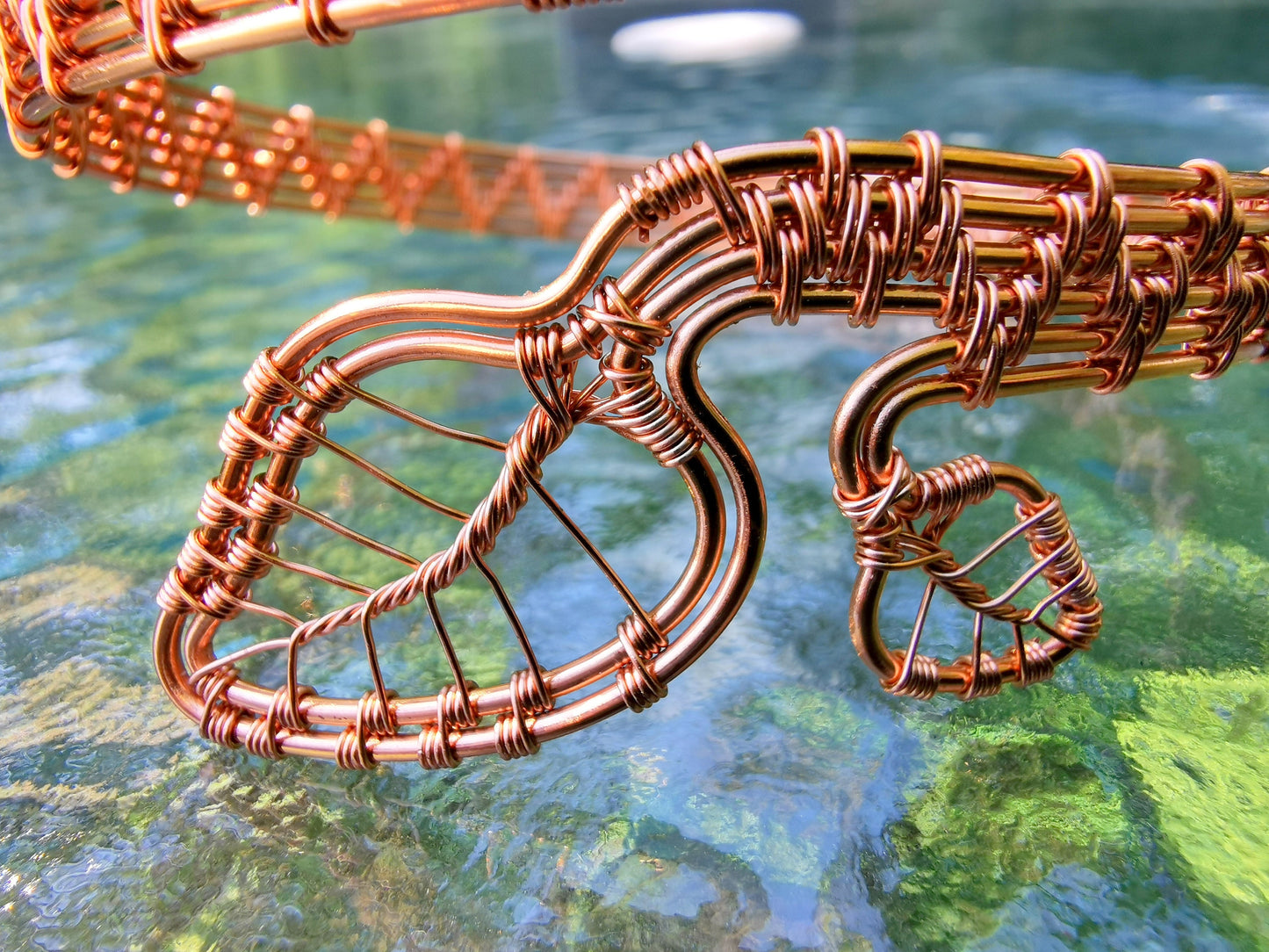 Leaf arm ring with labradorite beads