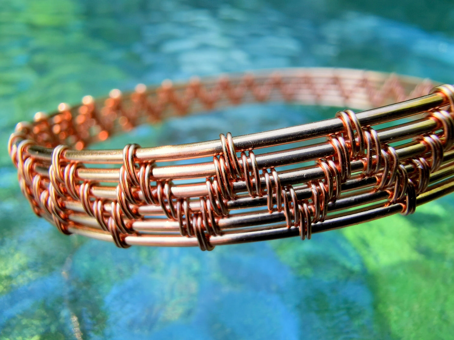 Leaf arm ring with labradorite beads