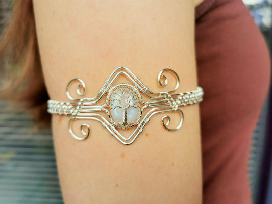 Tree arm ring with a moonstone gemstone