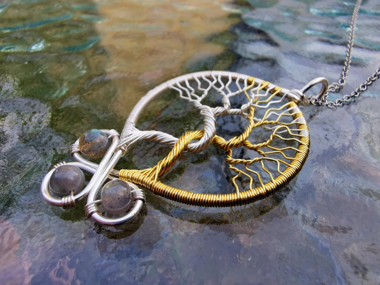 Fantasy inspired pendant: The Two Trees