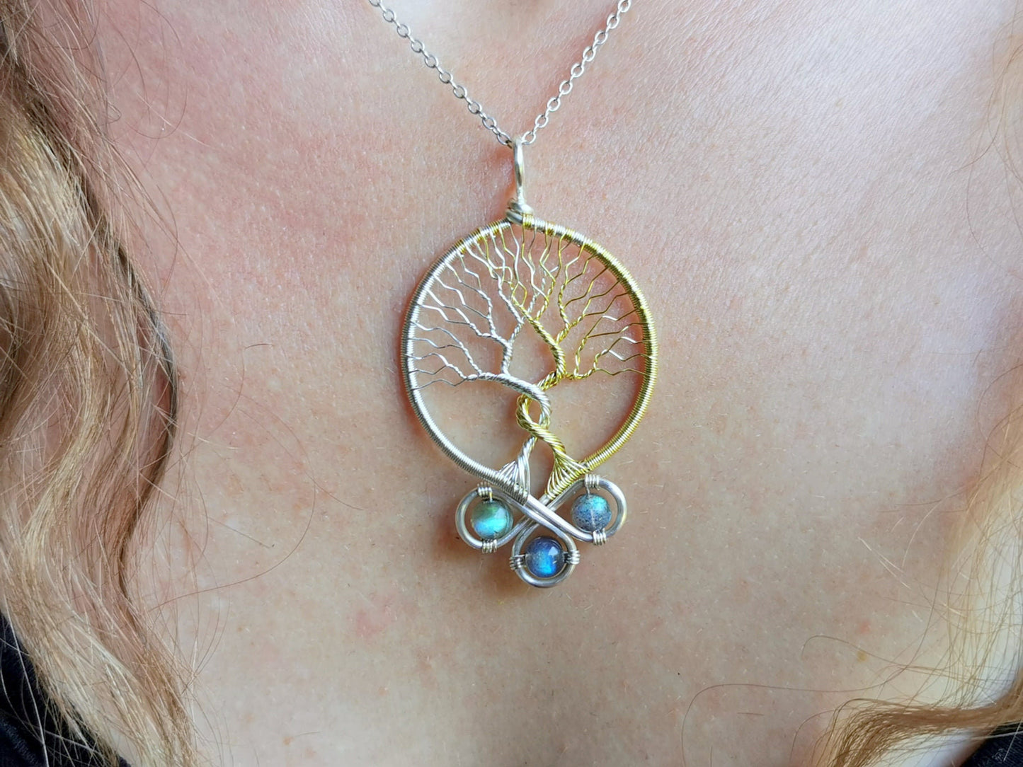 Fantasy inspired pendant: The Two Trees