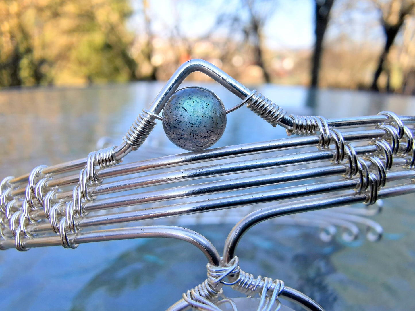 Leaf arm ring with a moonstone gemstone