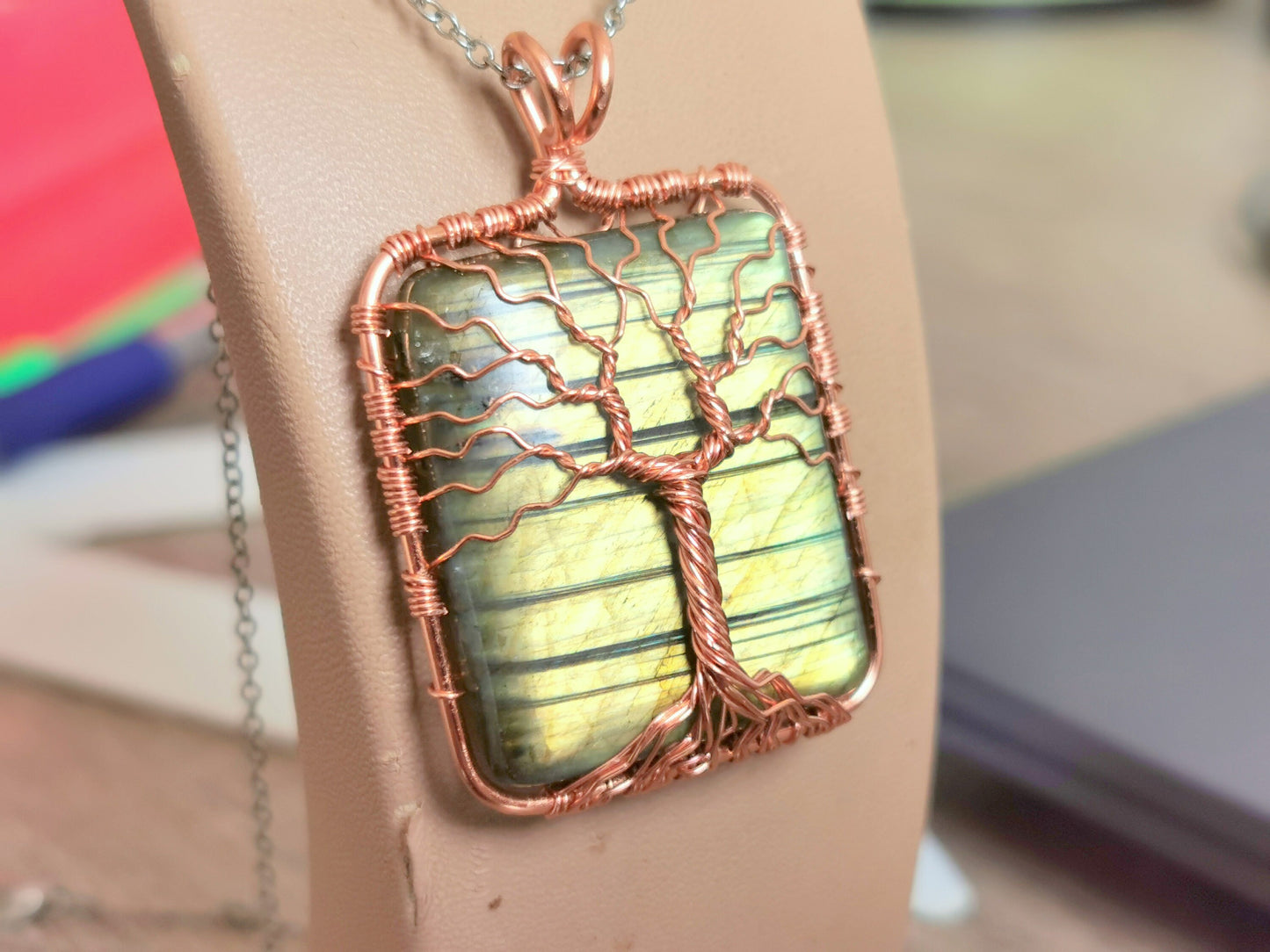 Tree pendant with a labradorite gemstone