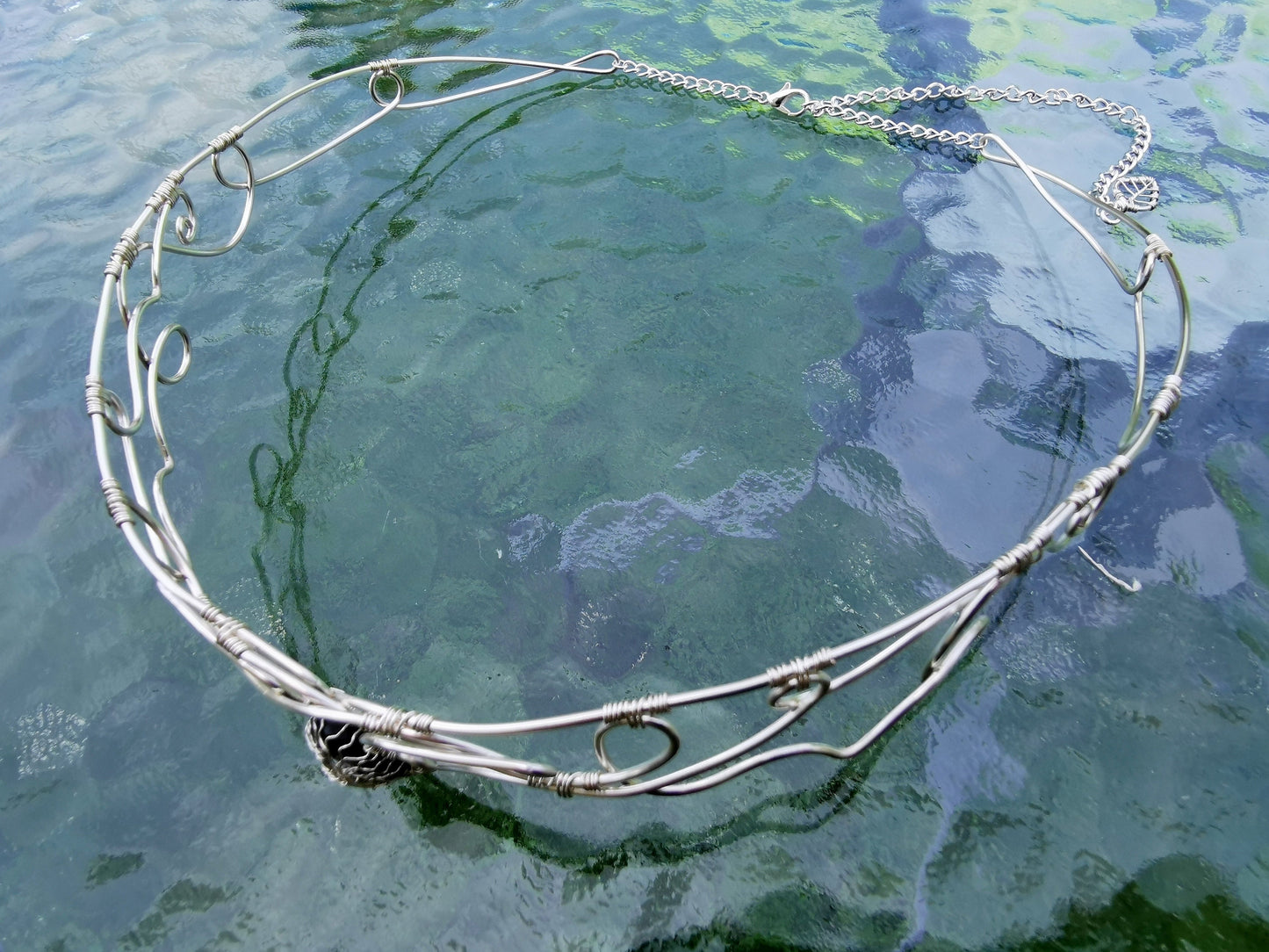 Elven crown with a labradorite gemstone