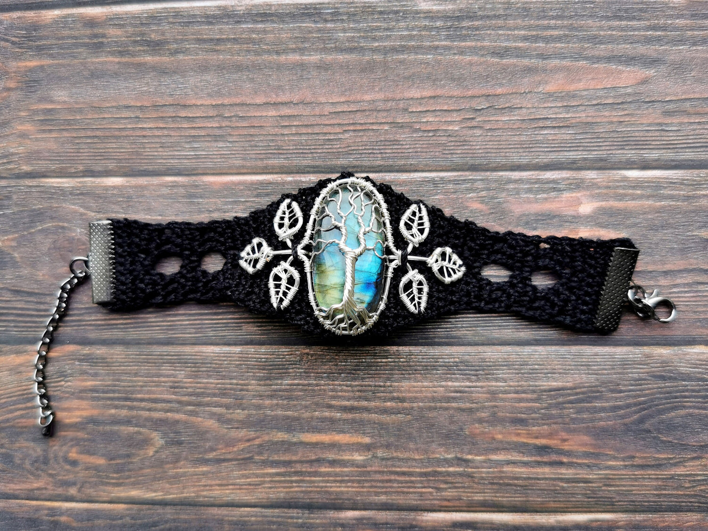 Crochet tree bracelet with a labradorite gemstone