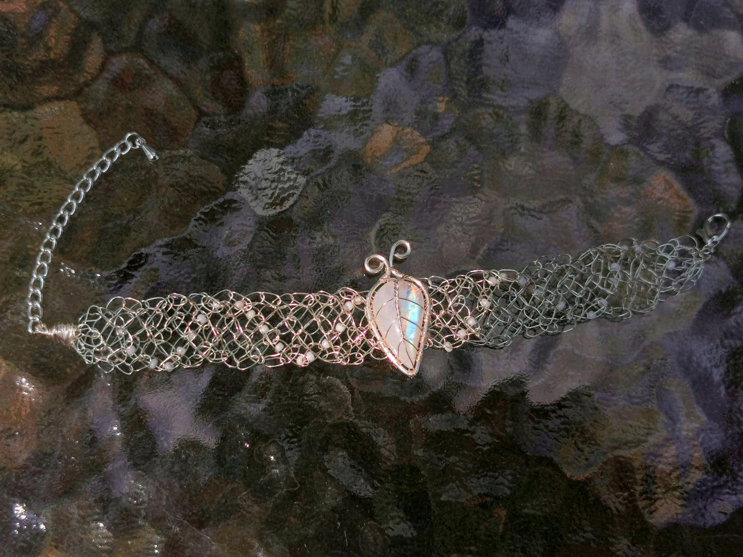 Wire crochet leaf bracelet with a moonstone