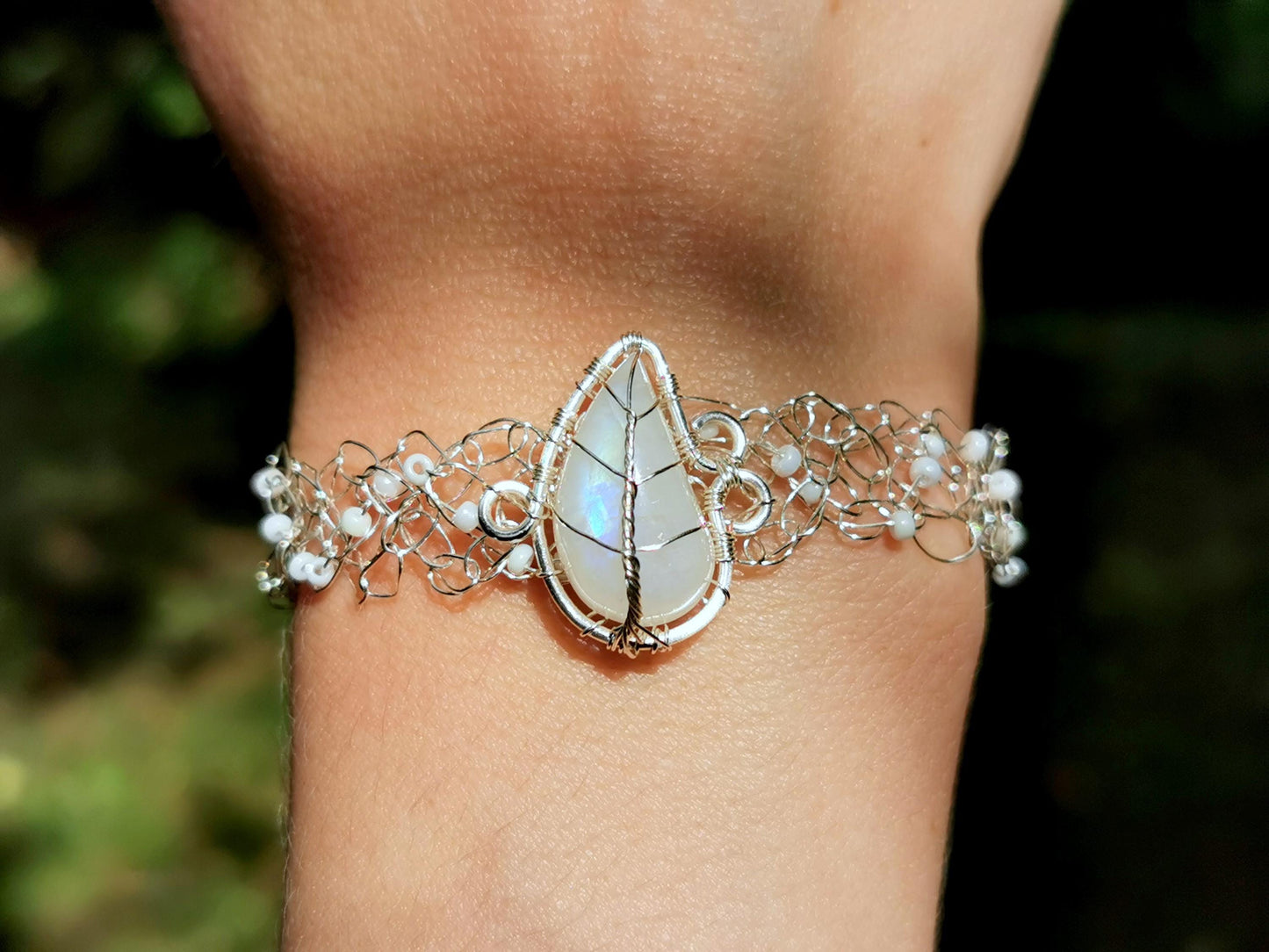 Wire crochet leaf bracelet with a moonstone