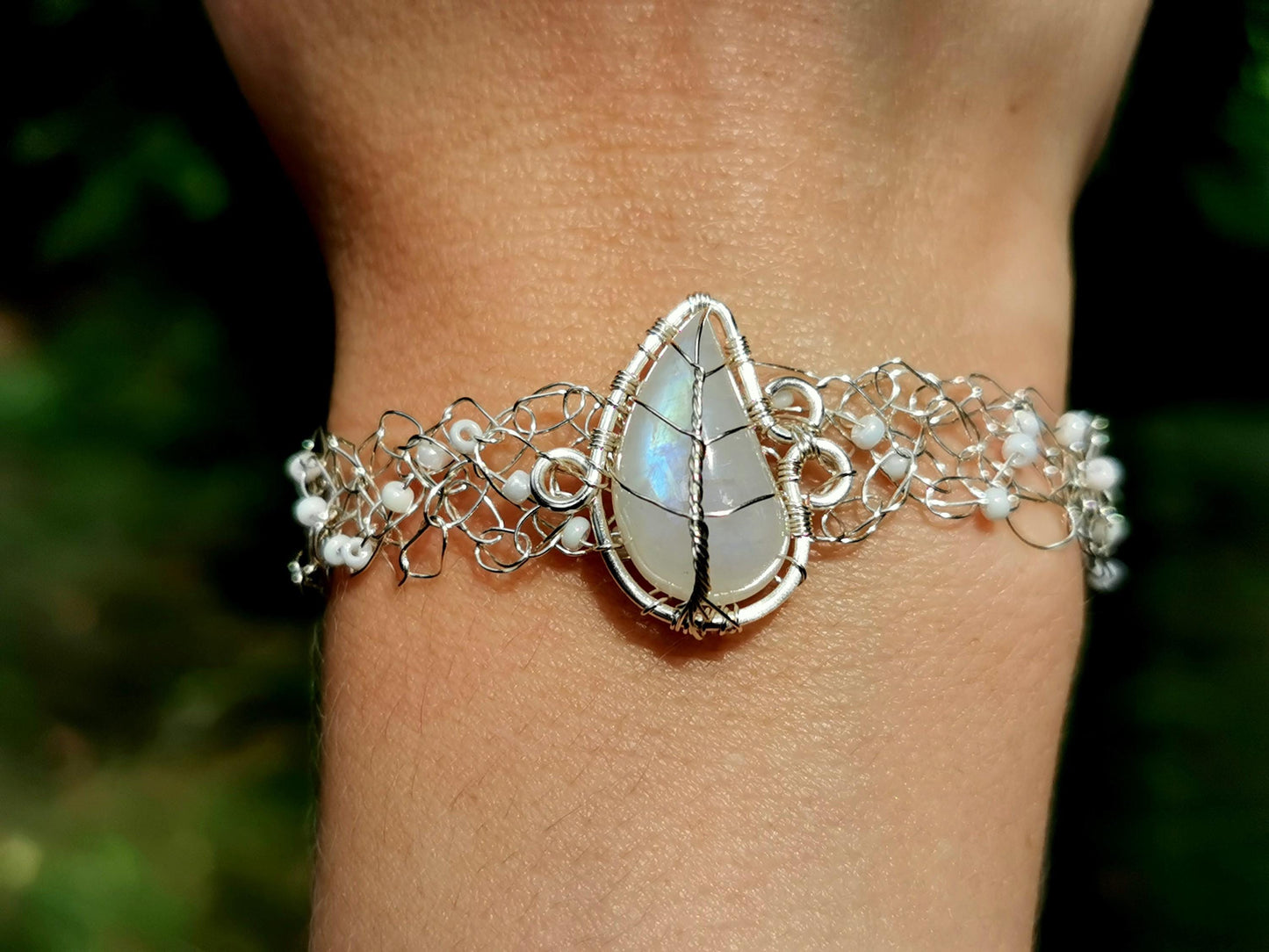 Wire crochet leaf bracelet with a moonstone
