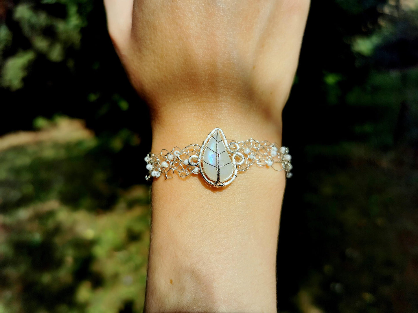 Wire crochet leaf bracelet with a moonstone