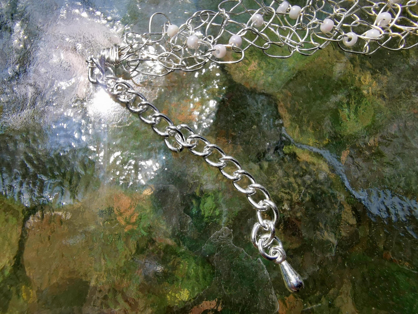 Wire crochet leaf bracelet with a moonstone