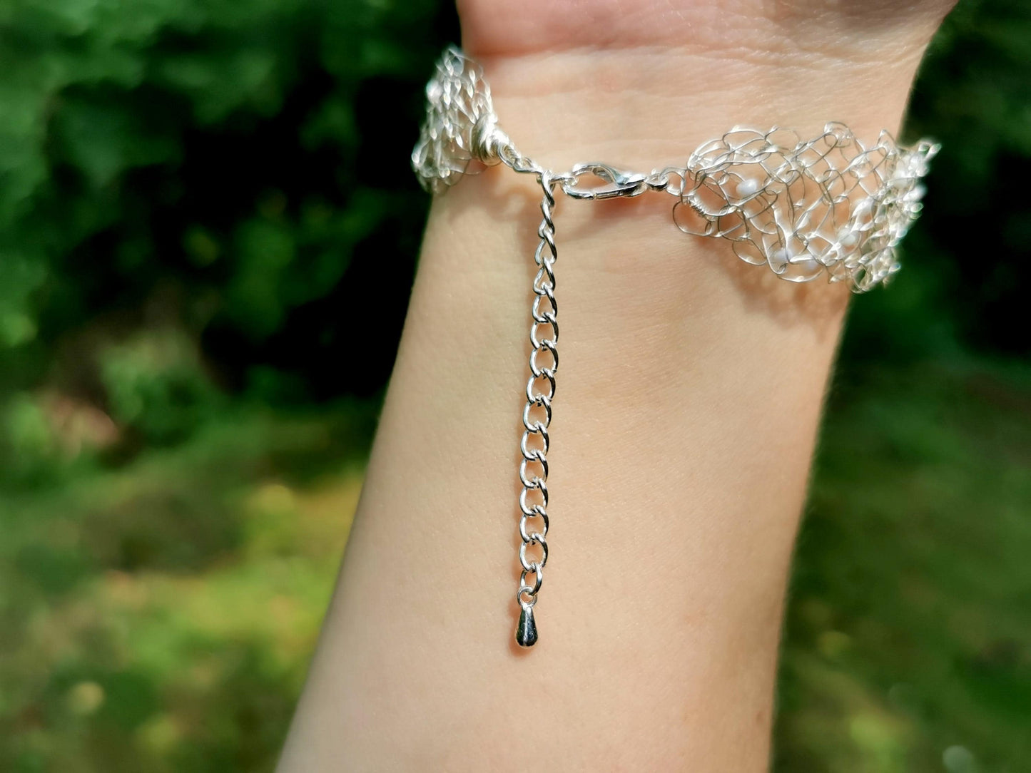 Wire crochet leaf bracelet with a moonstone