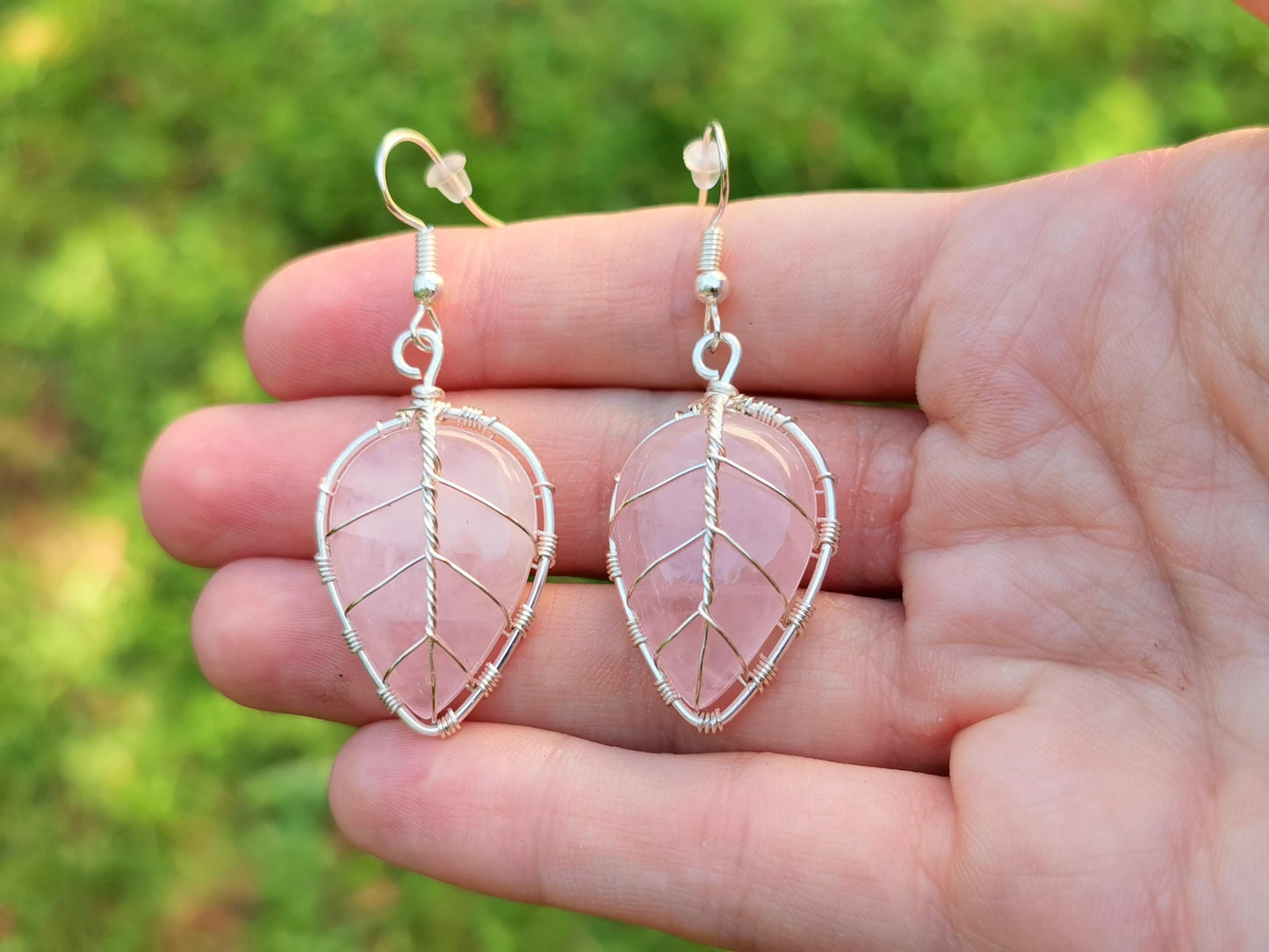 Leaf earrings with rose quartz gemstones