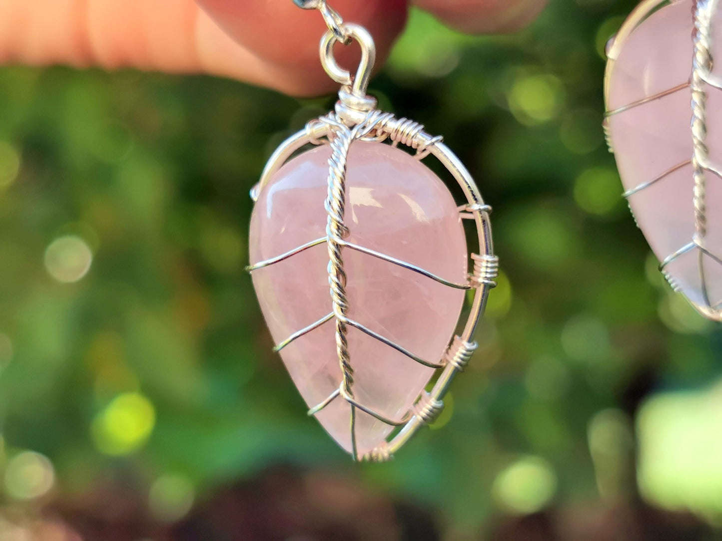 Leaf earrings with rose quartz gemstones