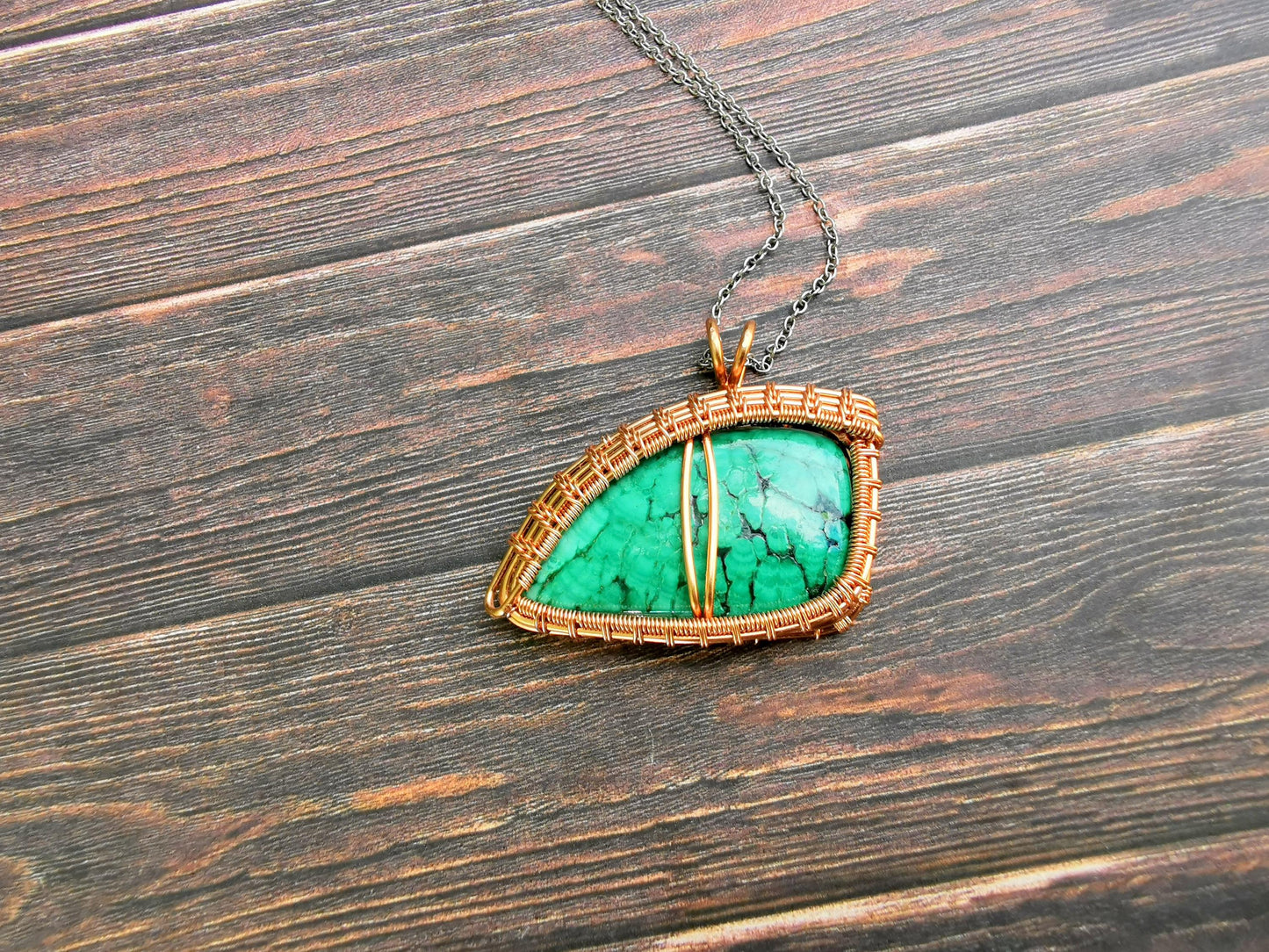 Fantasy inspired pendant: Dragon's Eye