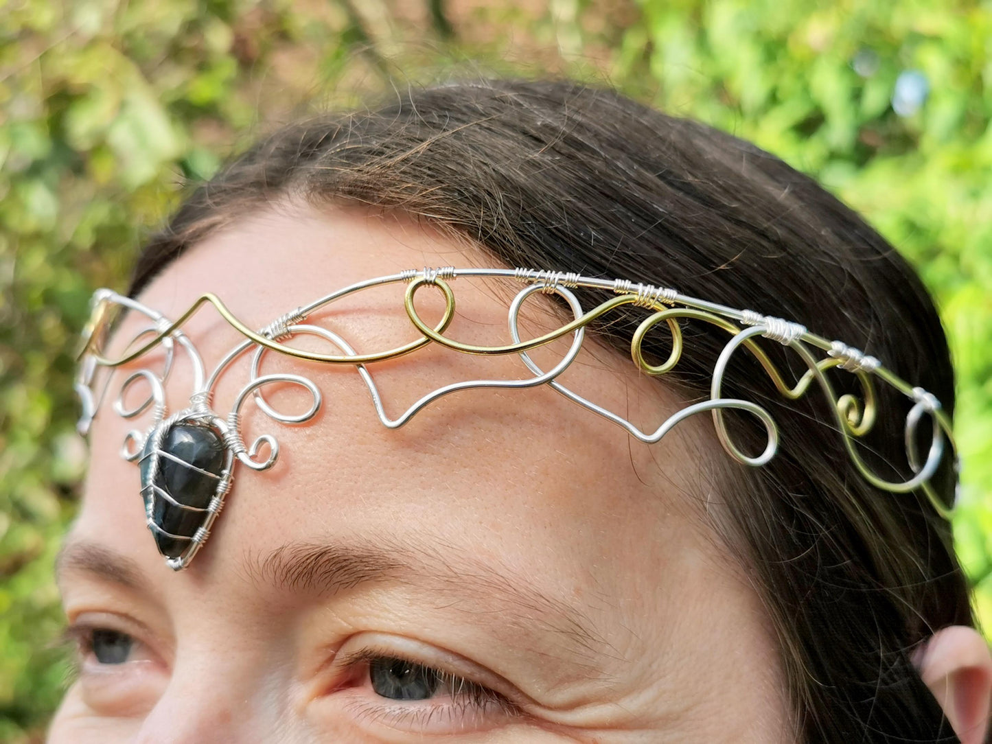 Elven crown with a labradorite gemstone