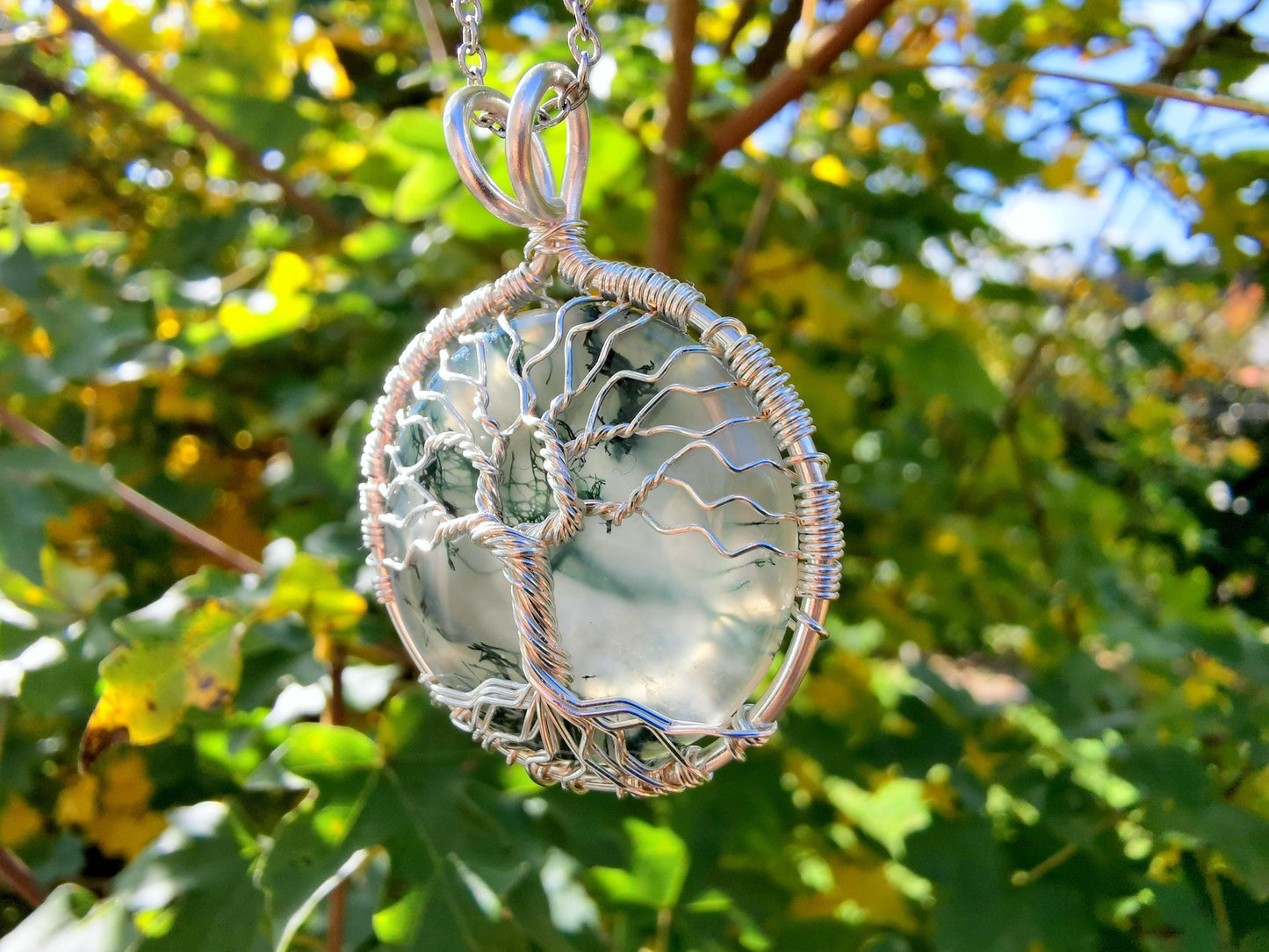 Tree pendant with a moos agate gemstone