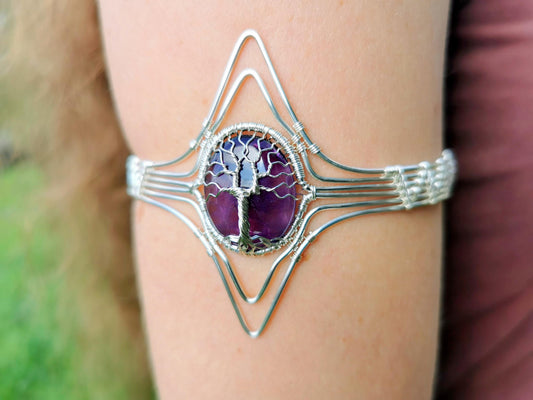 Tree arm ring with an amethyst gemstone