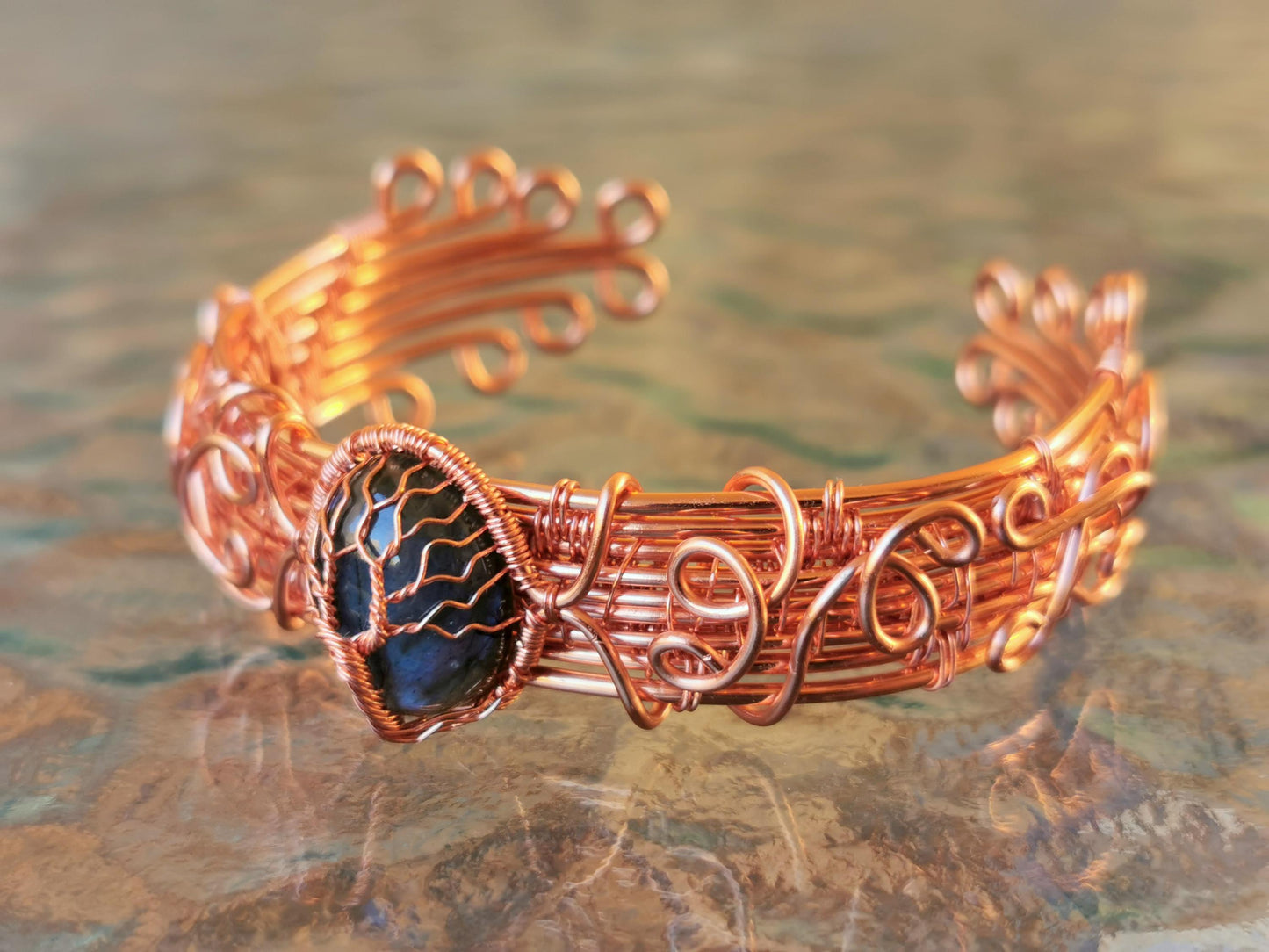 Cuff tree bracelet with a labradorite gemstone