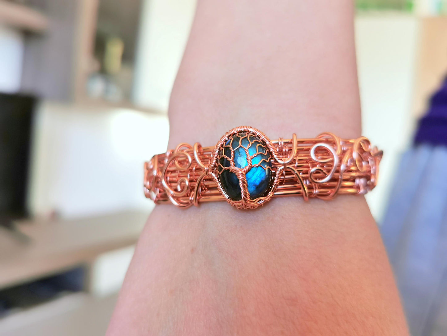 Cuff tree bracelet with a labradorite gemstone