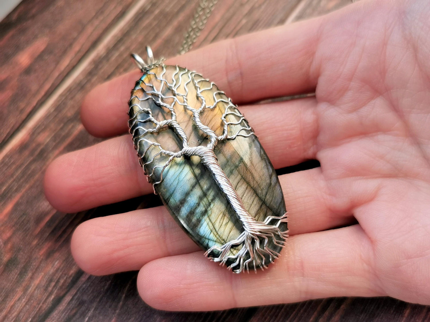 Tree pendant with a labradorite gemstone