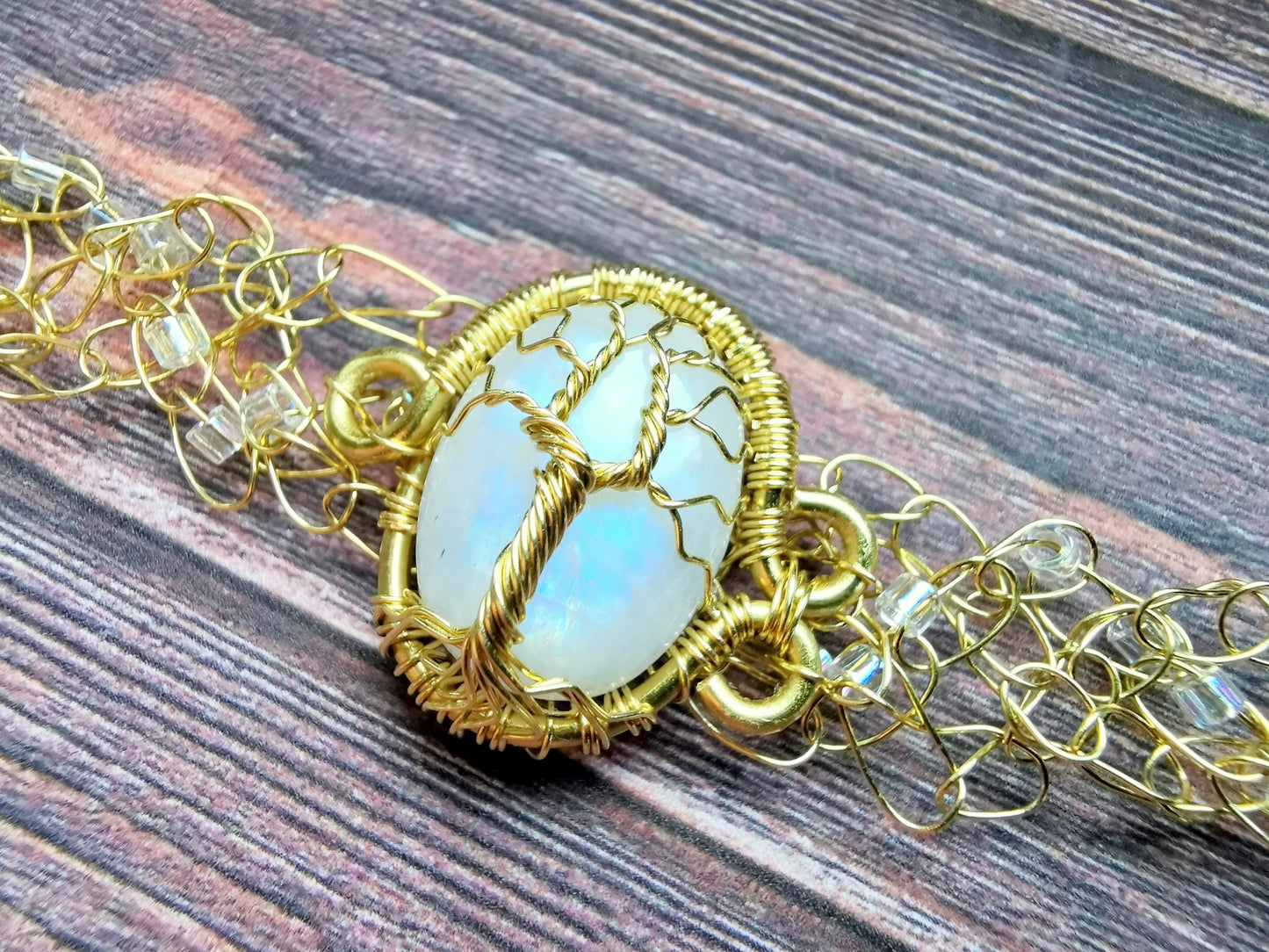 Wire crochet choker with a moonstone