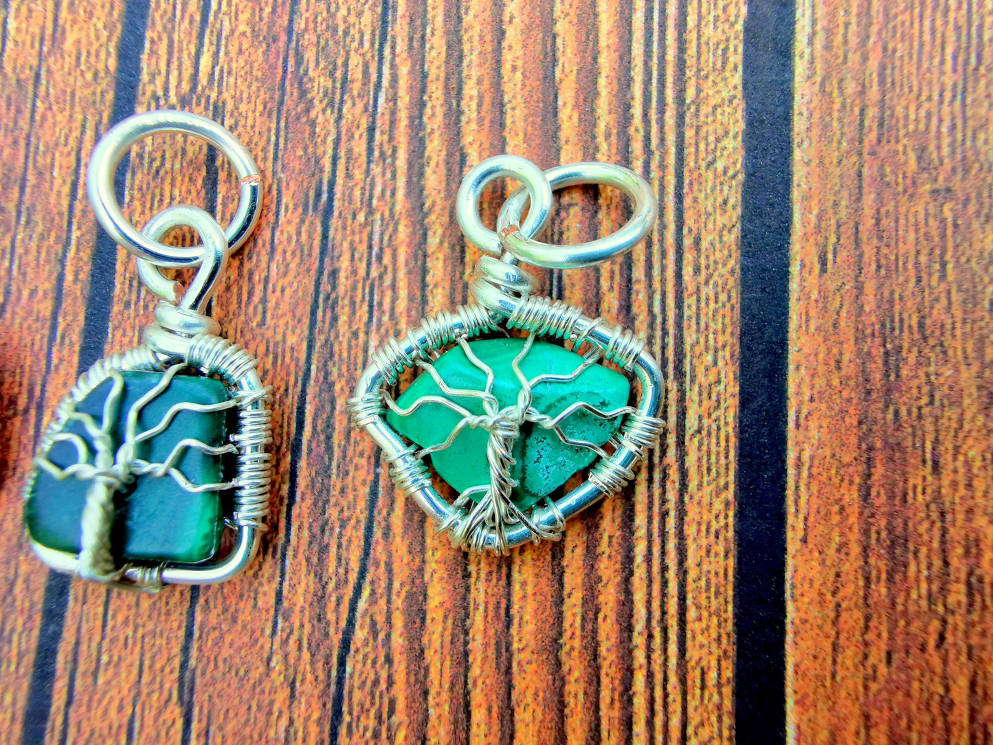 Wire-wrapped Malachite Tree charm pendant - Small pendant - 1 pc / 5 pcs / 10 pcs / 20 pcs