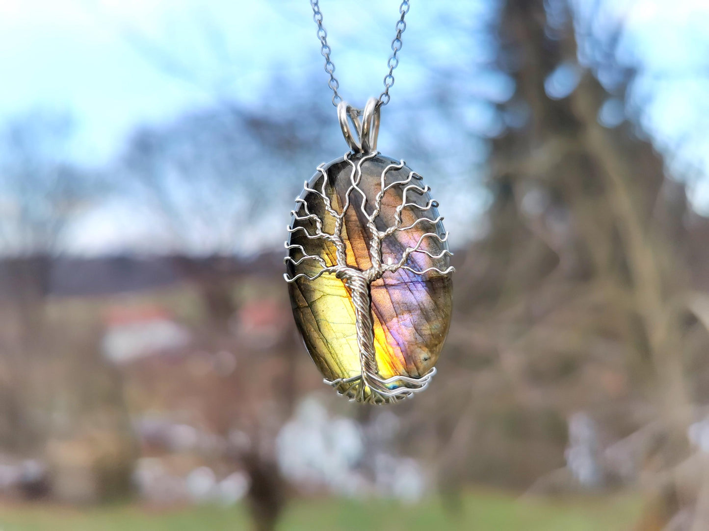 Tree pendant with a labradorite gemstone