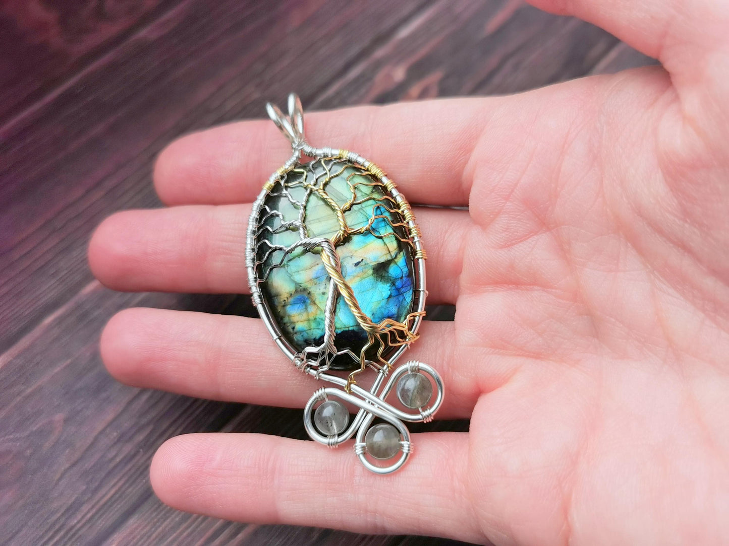 Fantasy inspired pendant: The Two Trees
