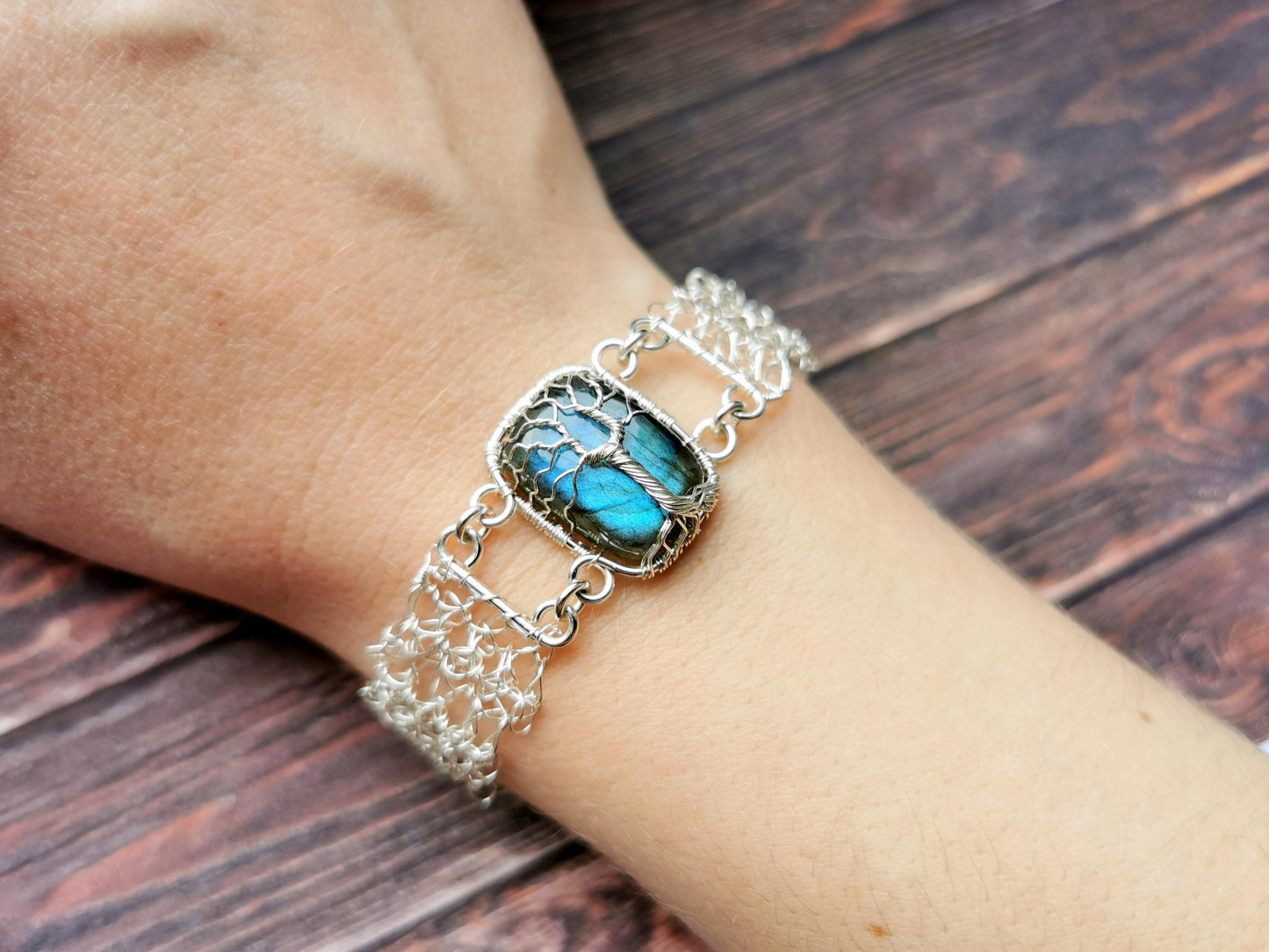Wire crochet tree bracelet with a labradorite gemstone