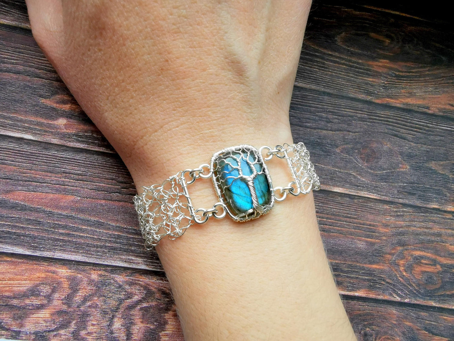 Wire crochet tree bracelet with a labradorite gemstone