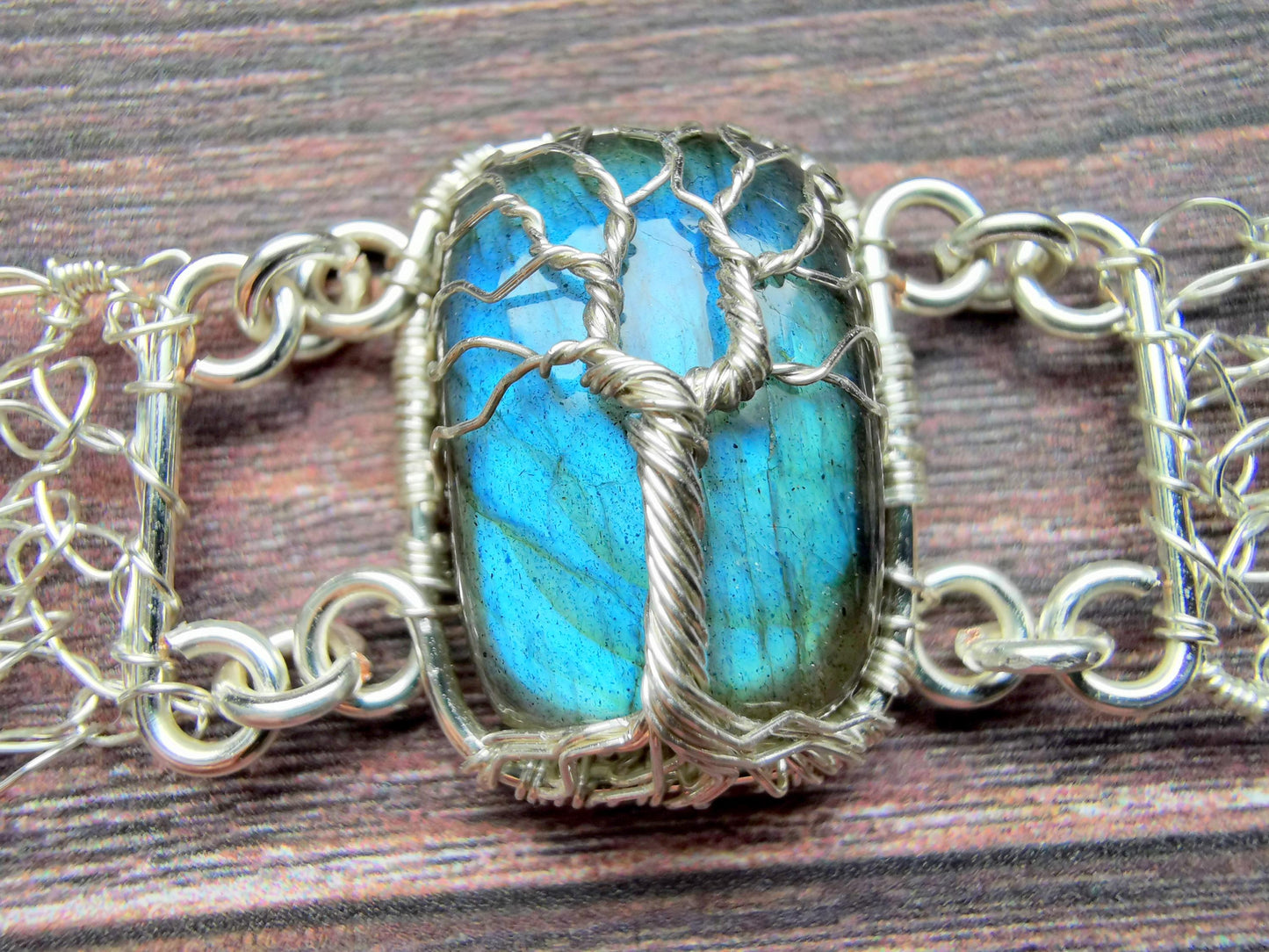 Wire crochet tree bracelet with a labradorite gemstone
