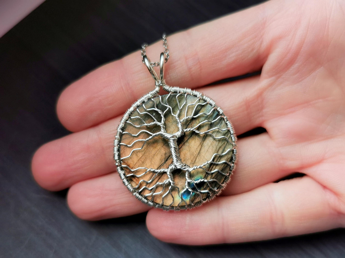 Tree pendant with a labradorite gemstone