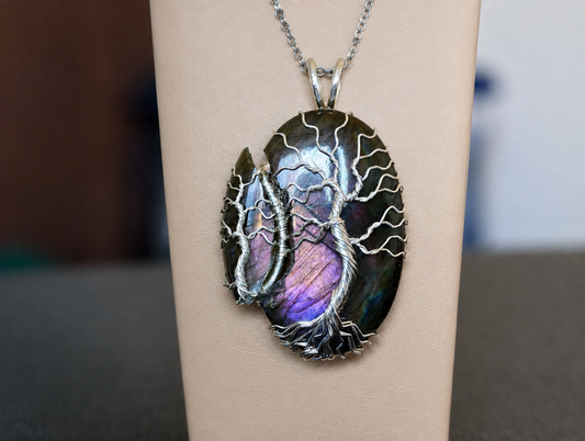 Tree pendant with a broken labradorite gemstone