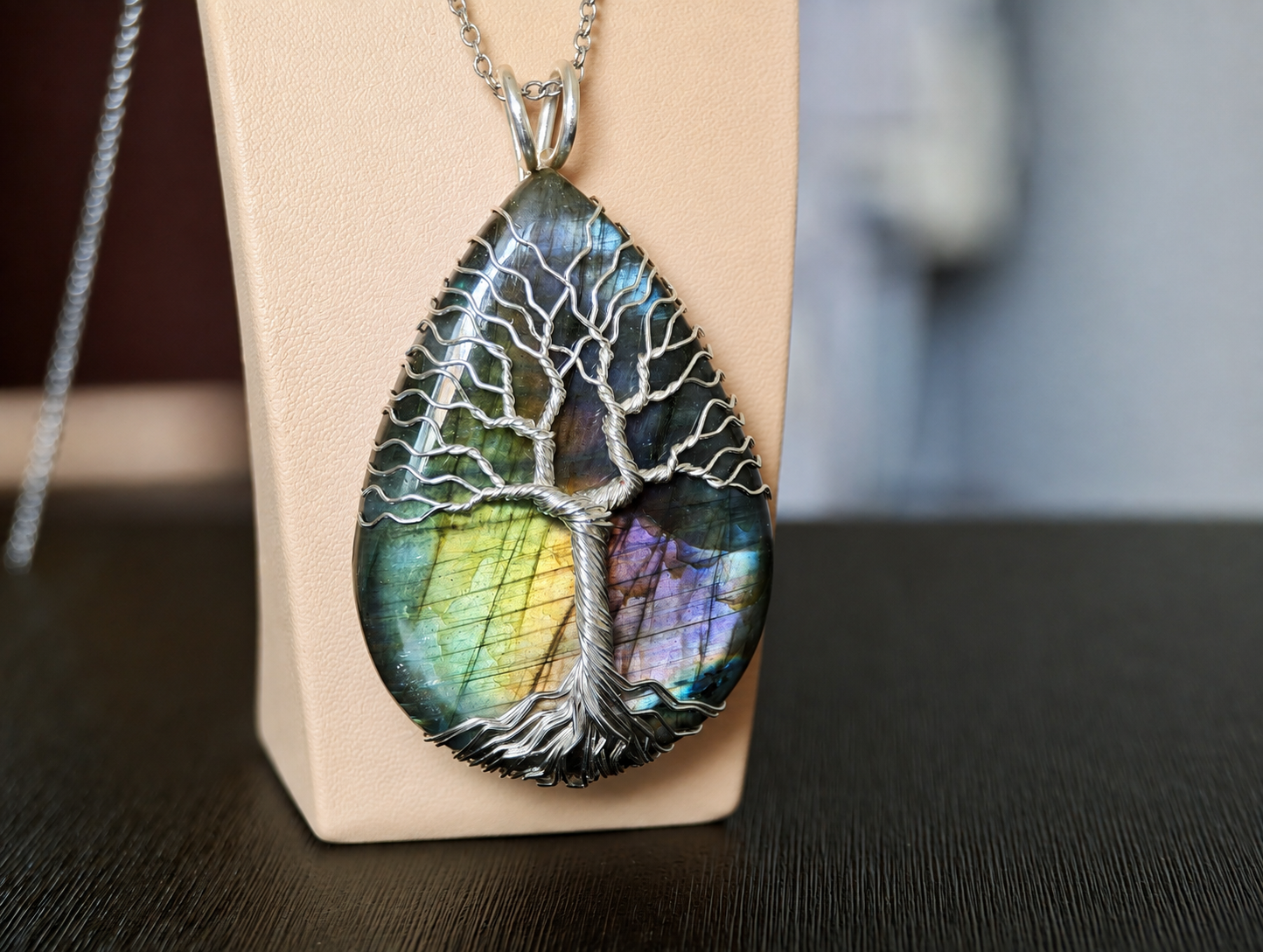 Tree pendant with a labradorite gemstone